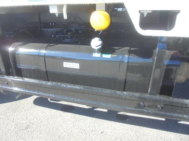 2017 Crane Truck Mitsubishi Fuso Canter TPG-FEA50 - Image 20