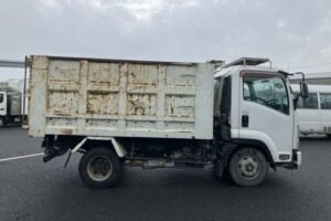 2013 Dump Tipper Truck Isuzu Forward TKG-FRR90S2