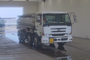 2005 Tank Truck Nissan UD KL-CV27A