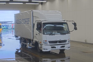 2017 Van Wing Mitsubishi Fuso Fighter TKG-FK61F