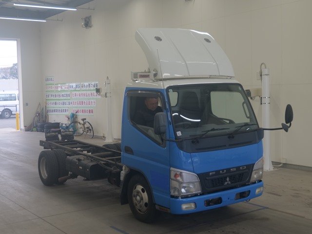 2007 Chassis Truck Mitsubishi Fuso Canter PDG-FE72D - Image 3