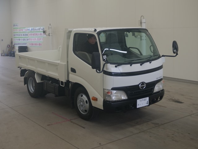 2011 Dump Tipper Truck Hino Dutro BKG-XZU314T - Image 3