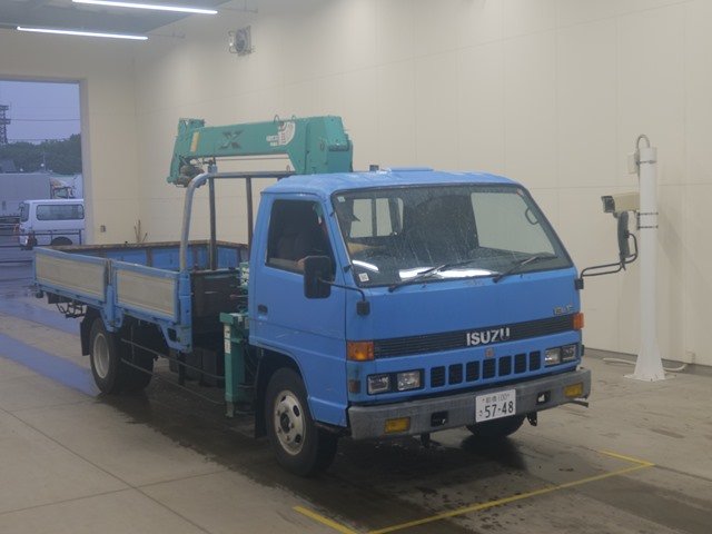 1986 Crane Truck Isuzu Elf P-NPR59PR - Image 3