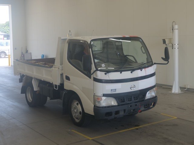 2005 Dump Tipper Truck Hino Dutro PB-XZU321T - Image 3