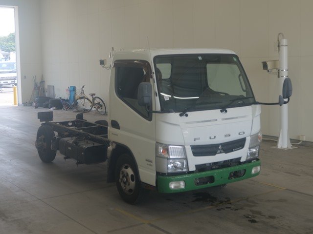 2013 Chassis Truck Mitsubishi Fuso Canter TKG-FEA20 - Image 3