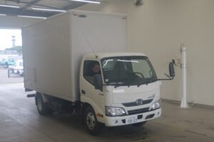 2017 Van Wing Hino Dutro TKG-XZU695M