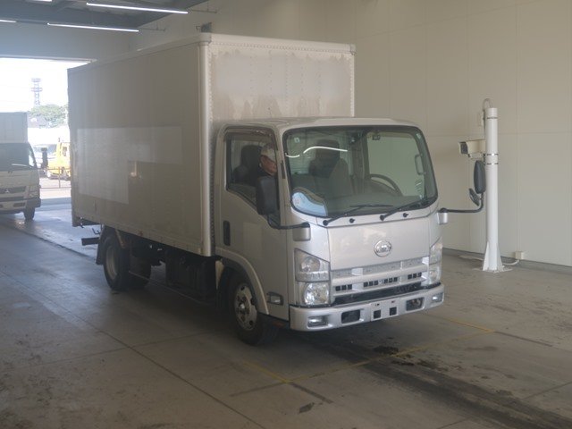 2013 Freezer Refrigerator Truck Nissan Condor TKG-BMR85AN - Image 3