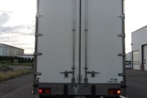 2014 Van Wing Isuzu Forward TKG-FRR90T2