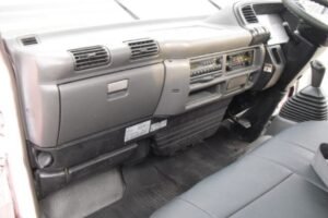 2004 Garbage Truck Isuzu Elf KR-NKR81EP