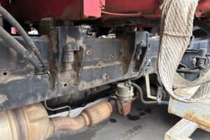 2004 Crane Truck Hino Dutro PB-XZU344M
