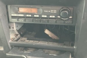 2005 Van Wing Isuzu Forward ADG-FRD90H3