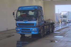 2004 Trailer Head Isuzu Giga TKG-XZC600M