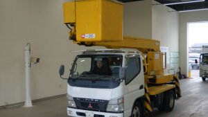 2005 Aerial Platform Mitsubishi Fuso Canter PA-FE73DB