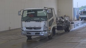 2015 Chassis Truck Mitsubishi Fuso Fighter TKG-FK64F