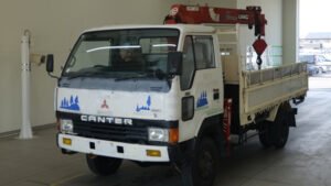 1986 Crane Truck Mitsubishi Fuso Canter P-FG435E
