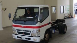 2004 Chassis Truck Mitsubishi Fuso Canter KK-FE72EC