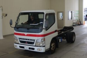 2004 Chassis Truck Mitsubishi Fuso Canter KK-FE72EC