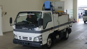 2005 Aerial Platform Isuzu Elf PB-NKR81AN