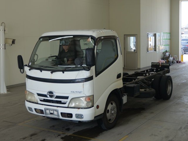 2008 Chassis Truck Hino Dutro BDG-XZU344M