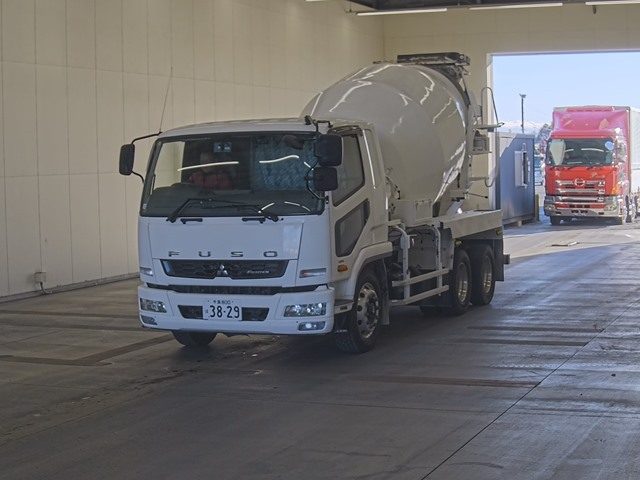 2015 Concrete Mixer Truck Mitsubishi Fuso Fighter QDG-FQ62F