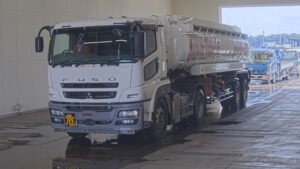 2015 Tank Truck Mitsubishi Fuso Super Great QPG-FP64VDR