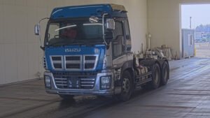 2015 Trailer Head Isuzu Giga QKG-EXY52AJ
