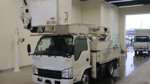 2012 Aerial Platform Isuzu Elf SKG-NKR85YN