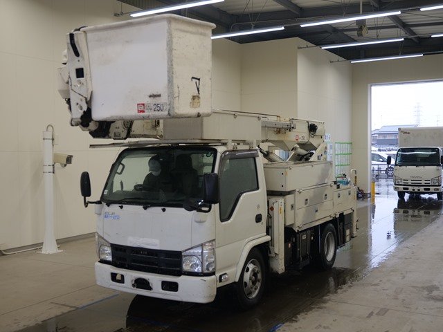 2012 Aerial Platform Isuzu Elf SKG-NKR85YN