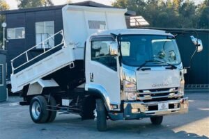 2017 Dump Tipper Truck Isuzu Forward FRR90S1