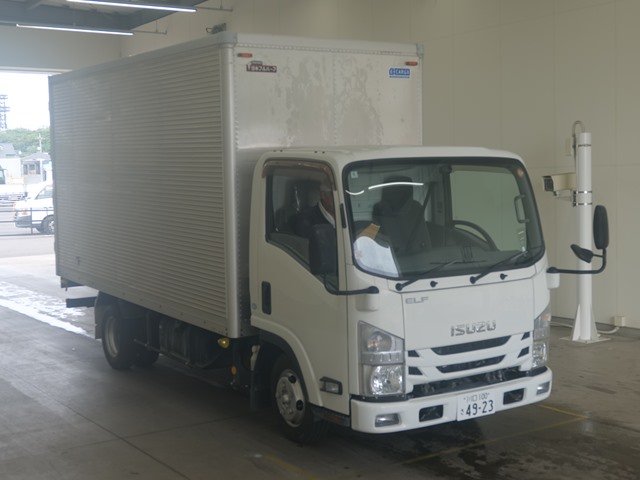 2016 Van Wing Isuzu Elf TRG-NLR85AN - Image 3