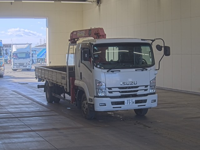 2015 Crane Truck Isuzu Forward TKG-FRR90S2 - Image 3