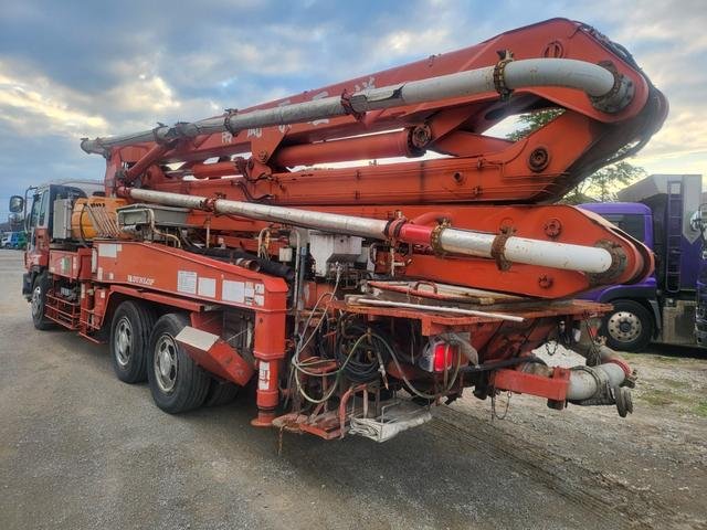 2002 Concrete Pump Truck Isuzu Giga KL-CYZ81Q3 - Image 3