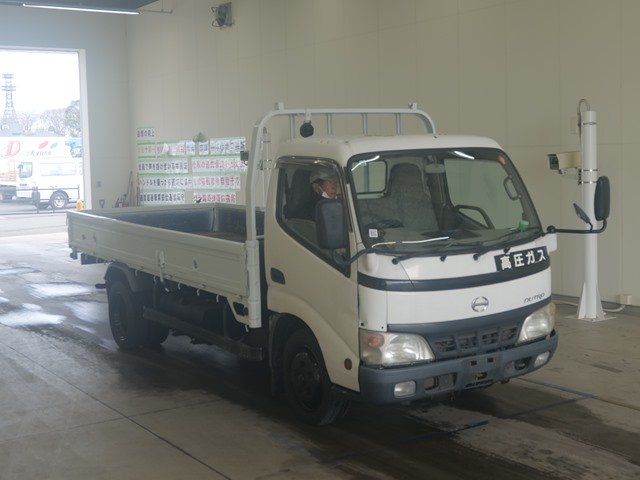 2004 Flat Body Truck Hino Dutro 625,868 - Image 3