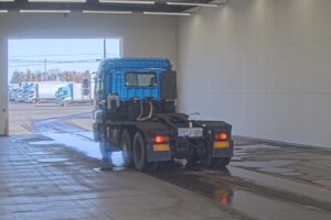 2004 Trailer Head Isuzu Giga TKG-XZC600M