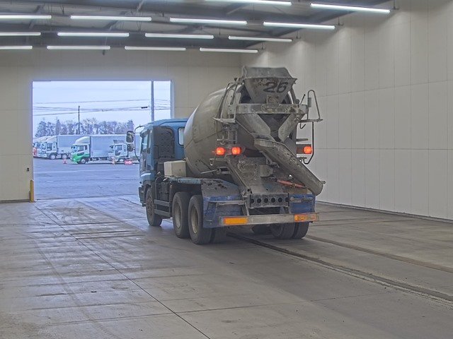 2003 Concrete Mixer Truck Isuzu Giga KL-CXZ73K3 - Image 4