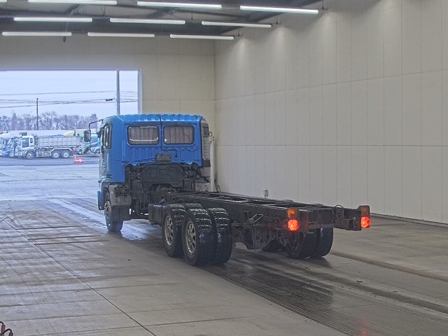 1992 Chassis Truck Hino Profia U-FS3FUBA - Image 4