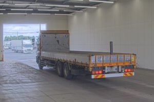 2011 Flat Body Truck Isuzu Giga LKG-CYY77A