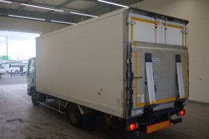 2009 Freezer Refrigerator Truck Isuzu Elf BDG-NPR85AN