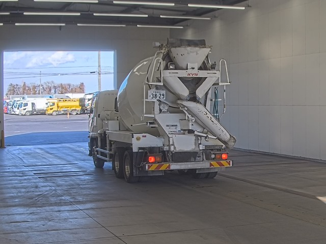 2015 Concrete Mixer Truck Mitsubishi Fuso Fighter QDG-FQ62F - Image 4