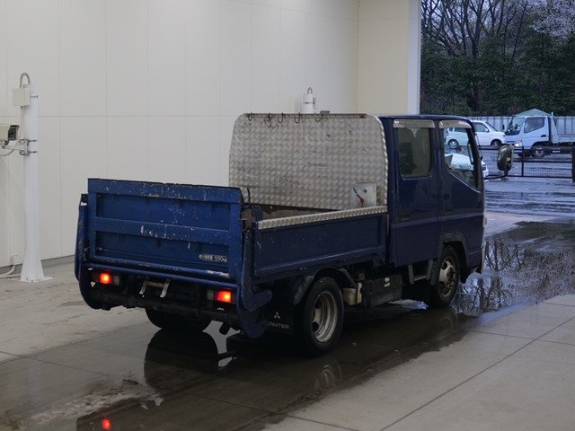 2005 Double Cab Truck Mitsubishi Fuso Canter Guts PA-FB70BB - Image 5