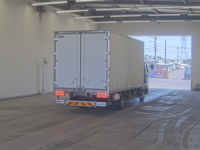 2021 Freezer Refrigerator Truck Mitsubishi Fuso Fighter 2KG-FK65F - Image 5