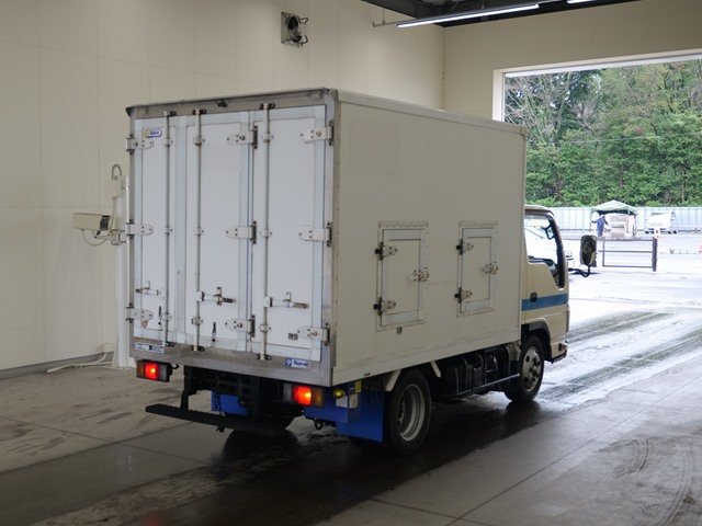 2017 Freezer Refrigerator Truck Isuzu Elf TRG-NKR85A - Image 5