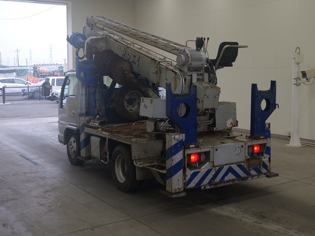 2004 Others Trucks Isuzu Elf KR-NKR81E3N - Image 5