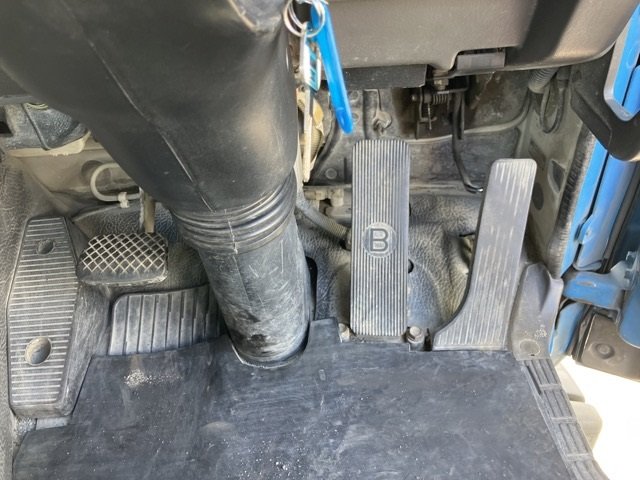 2003 Concrete Mixer Truck Isuzu Giga KL-CXZ73K3 - Image 7