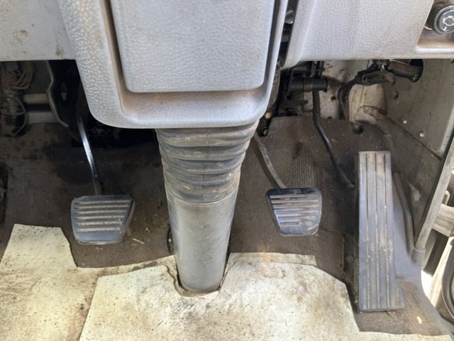 2004 Flat Body Truck Mitsubishi Fuso Canter Guts KK-FB70ABX - Image 7