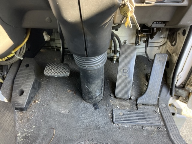 2004 Van Wing Isuzu Forward PB-FRR35K3S - Image 7