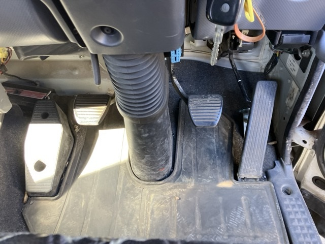 2015 Crane Truck Isuzu Forward TKG-FRR90S2 - Image 7