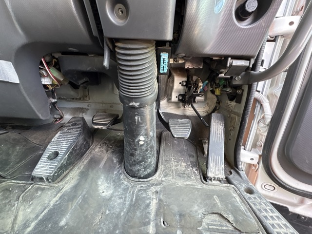 2015 Flat Body Truck Isuzu Forward SKG-FSR90S2 - Image 7