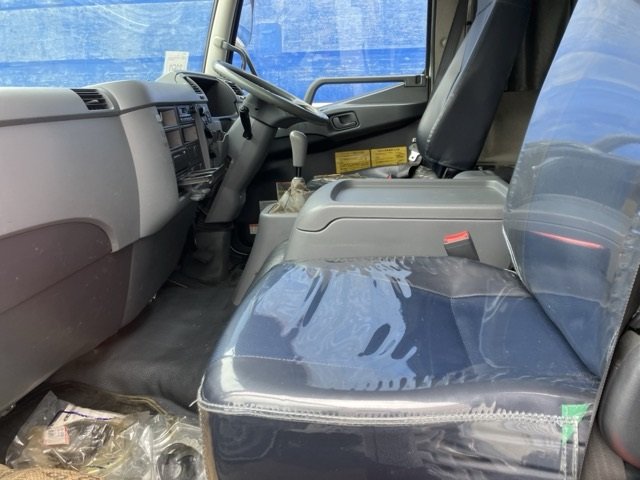 2014 Tank Truck Mitsubishi Fuso Fighter TKG-FK61F - Image 8