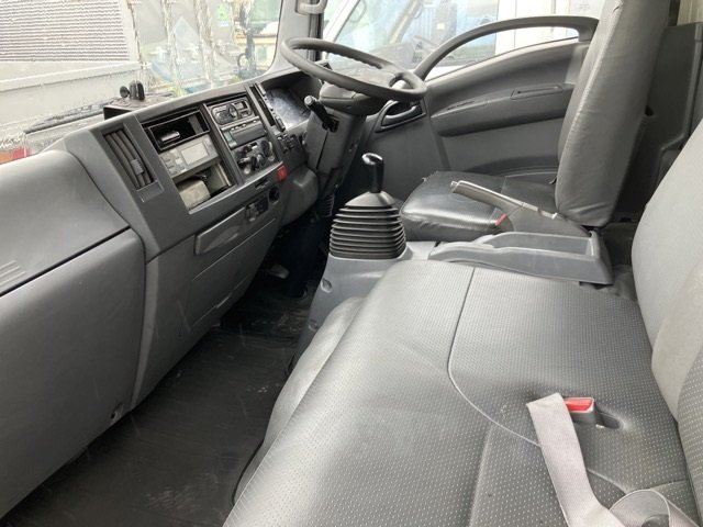 2016 Freezer Refrigerator Truck Isuzu Elf TPG-NPR85AN - Image 8